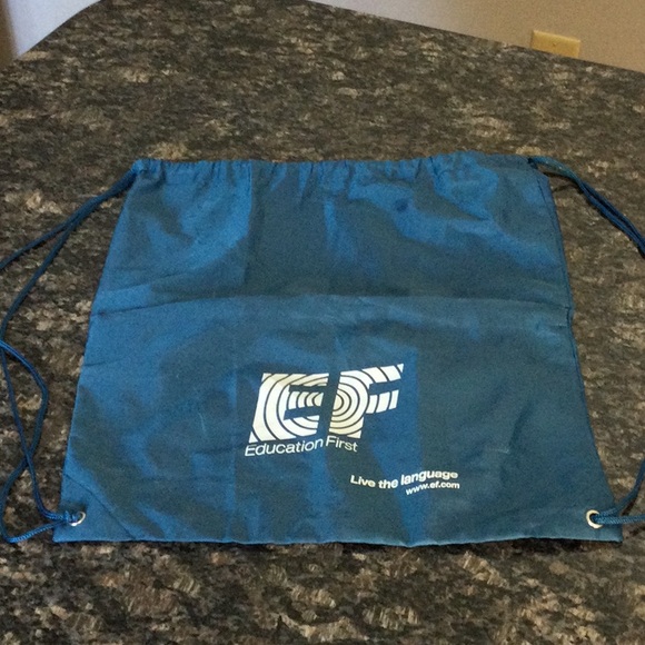 Cosmetic Bags x 3 (+ Backpack) - Picture 7 of 8